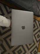 Macbook Pro 2017 16 GB stan idealny