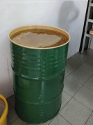 Miód wielokwiatowy 100% naturalny beczka 200l