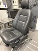 2 fotele do biura , warsztatu, poczekalni, salonu