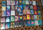 KOLEKCJA - 52 zestawy koszulek na karty Pokemon