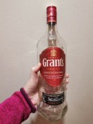 Pusta butelka po Grant's z zakrętką 1L