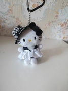 Brelok Hello Kitty z kapeluszem i sukienką Sanrio pluszak, maskotka.