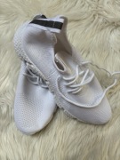 białe buty sneakersy damskie marki Funui rozmiar 39