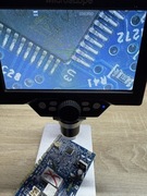 Mikroskop cyfrowy z regulowanym uchwytem