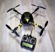 Quadrocopter DJI Naza GPS + Aparatura Aurora 9 !!!