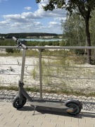 hulajnoga elektryczna Motus Scooty 10 - super stan