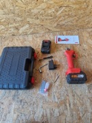 SEKATOR AKUMULATOROWY DO KRZEWÓW GAŁEZI DRZEW ŻYWOPLOTU 48V MOCNY