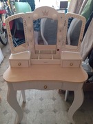 Toaletka z krzesłem dla dziewczynki 