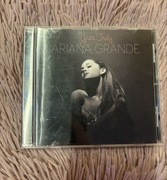 Płyta Ariany Grande Yours Truly