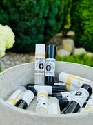 Balsam do ust z woskiem pszczelim i miodem 