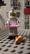 Minifigurka LEGO COL18-1 Elephant Costume Girl, Słoń, Seria 18