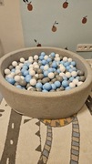 Basen z piłeczkami