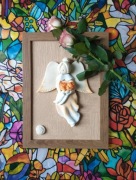 Anioł z masy solnej z kwiatami handmade 