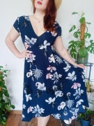 Pink Boutique sukienka 40 