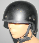 Polski hełm kompozytowy wz 93 produkcja DBB