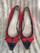 Czerwone balerinki damskie z kokardkami
