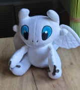 Maskotka smok biała Furia jak wytresować smoka dragon white 