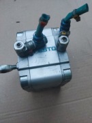 Siłownik festo używany