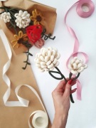 Ręcznie wykonany kwiat, cynia z drutu i sznurka dzień Babci, Kobiet, Ślub