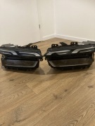 BMW G70 lampy przód komplet full led