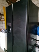 Lodówka Hisense side by side