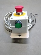 Przekaźnik napięciowy