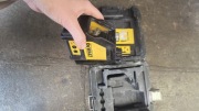 Laser krzyżowy DeWalt 
