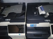 Urządzenie drukarka Konica Minolta c554e niski przebieg 80 tys finisher