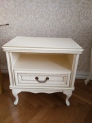 stylowy stolik nocny