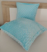 Poszewka na poduszkę 40x40 cm  z milutkiego minky.(kolor jasny  turkus)