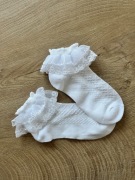 Białe skarpetki z falbanką 7–9 latek