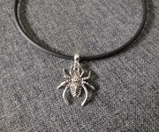 Naszyjnik z pająkiem