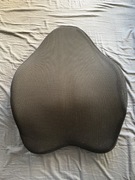 Poduszka ortopedyczna pod plecy z wcięciem na lędźwie, łopatki i kręgosłup