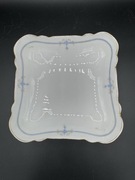 Dwie kwadratowe miseczki 