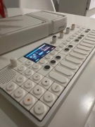 OP-1 Field Teenage Engineering 