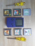 Nintendo Game Boy Color + 8 gier + Pokémon – zestaw retro / kolekcjonerski