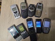 Paczka telefonów (Nokia 6600, 8210, 3710 Fold, Motorola, SE,  Sagem, Trium)