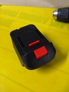 Adapter z aku Milwaukee M18 do sprzętu DeWalt 18V XR