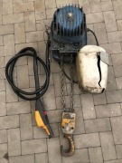 WCIĄGNIK ŁAŃCUCHOWY DWUBIEGOWY,1000kg  DEMAG prod. Niemiecka