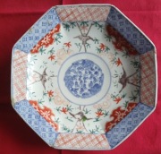 Osmioboczna Patera/ talerz Imari. Okres Meiji, Arita Japonia sr 25cm