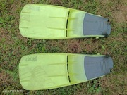 Płetwy profesjonalne do pływania i nurkowania