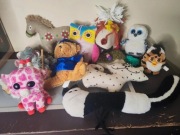 Różne nietypowe maskotki, pacynki 11 szt. (34)