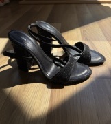 Sandałki na słupku ZARA rozmiar 39