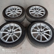 Felgi z oponami zimowymi Peugeot 3008 II