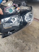 Lampa Kia Carens  IV Ledy środek lampy