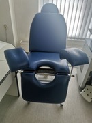 Elektryczny Fotel Ginekologiczny – Urologiczny QUIRUMED - W Pełni Sprawny!