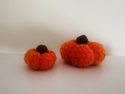 Ręcznie robione dynie na szydełku – zestaw 2 sztuki