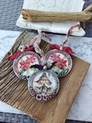 Zestaw Bożonarodzeniowych Zawieszek z Poinsecjami i Sceną Zimową