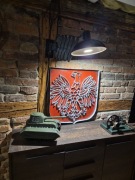 Duże godło PRL z jednostki wojskowej, metaloplastyka