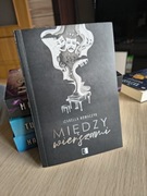 "Między wierszami" Izabela Nowaczyk